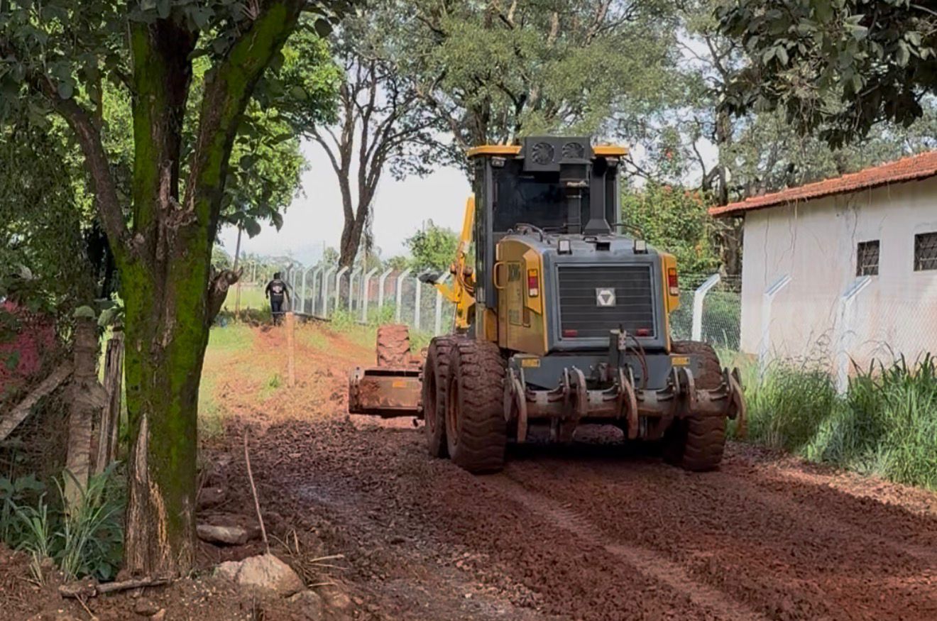 Estrada rural passa por intervenções emergenciais