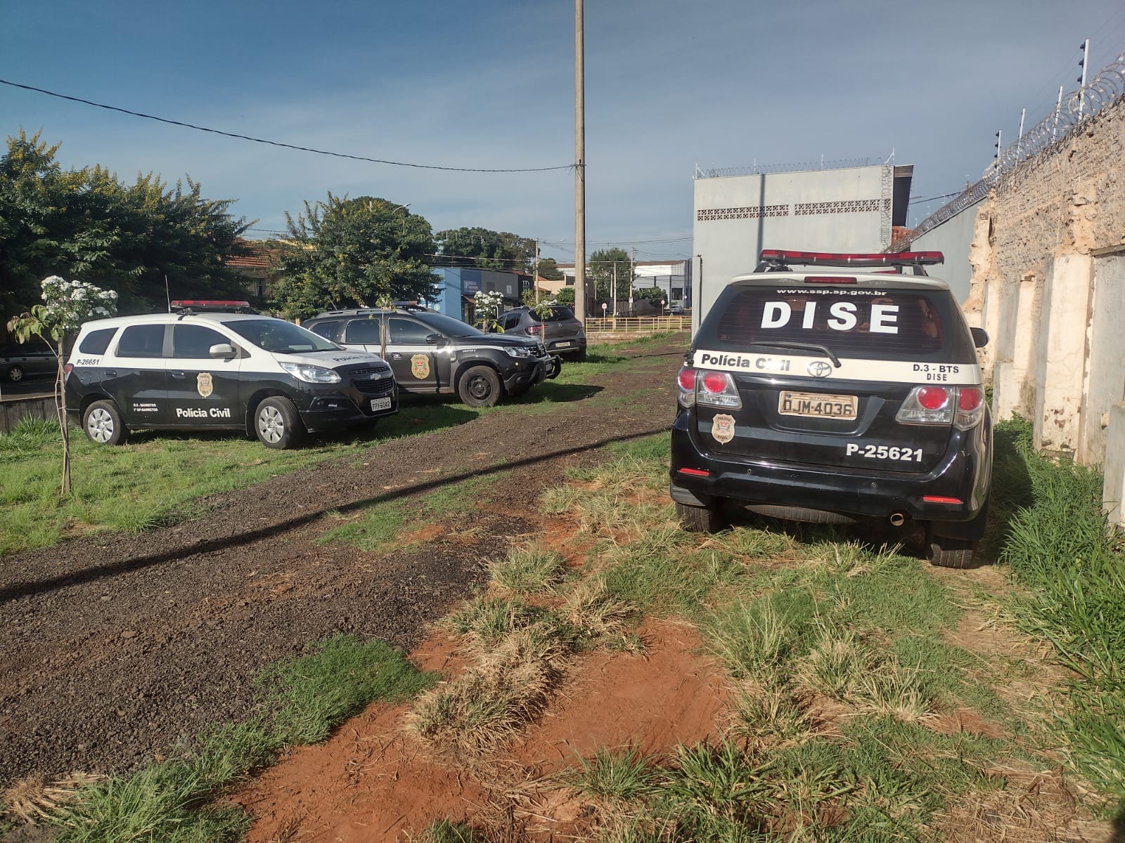 Polícia Civil encontra cocaína em apartamento durante cumprimento de mandado de prisão