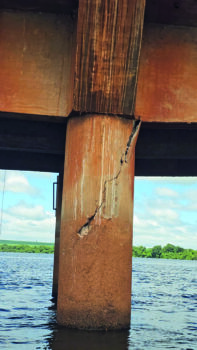 Ponte de Volta Grande opera com trânsito parcial após rachaduras