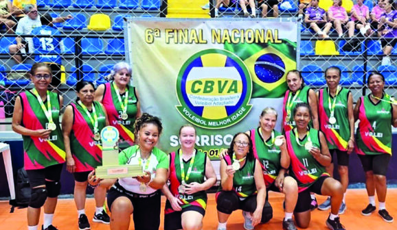 Atletas conquistam título nacional em modalidade adaptada 