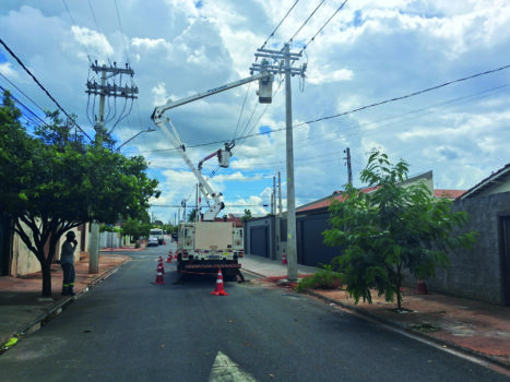 Concessionária realiza obras na rede elétrica do América 