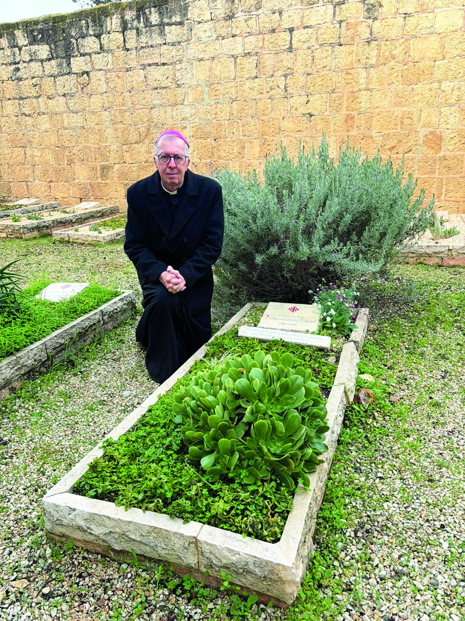 Bispo participa de processo de beatificação de religiosa em Jerusalém
