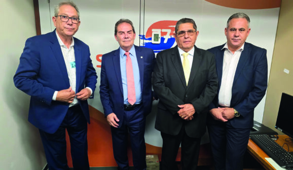 Deputado anuncia verba de R$ 5 milhões para a saúde em visita do prefeito