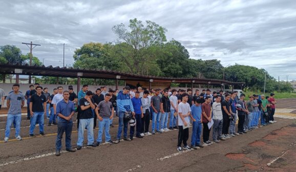 280 jovens passam por inspeção de saúde no Tiro de Guerra