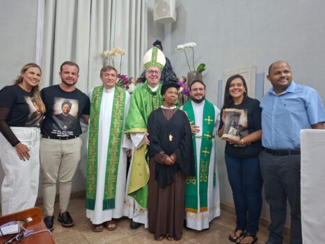 A festa de Santa Josefina Bakhita foi encerrada no último domingo (8), na capela do Residencial Minerva, com a missa do Dia da Padroeira.