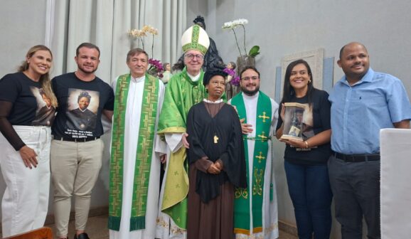 A festa de Santa Josefina Bakhita foi encerrada no último domingo (8), na capela do Residencial Minerva, com a missa do Dia da Padroeira.
