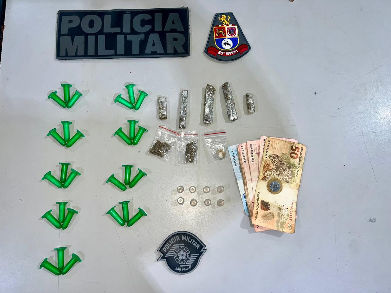 Adolescente é apreendido na prática de tráfico
