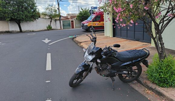 Bombeiros socorrem motociclista no Jardim Soares (Foto: O Diário de Barretos)