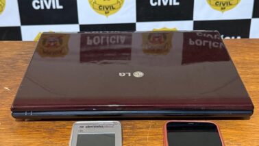 Polícia Civil cumpre busca e apreensão em investigação sobre vendas fraudulentas de celulares (Foto: O Diáriio de Barretos) Polícia Civil cumpre busca e apreensão em investigação sobre vendas fraudulentas de celulares (Foto: O Diáriio de Barretos)