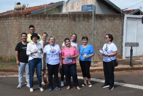 Habitação orienta moradores sobre regularização da posse de imóvel