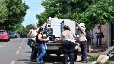 Dia D regional mobiliza agentes de combate à dengue em bairro (Foto: O Diário de Barretos)