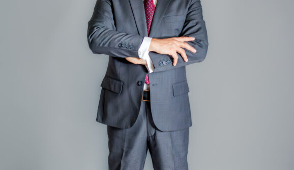 MAIS DE MIL PALHAÇOS NO SALÃO