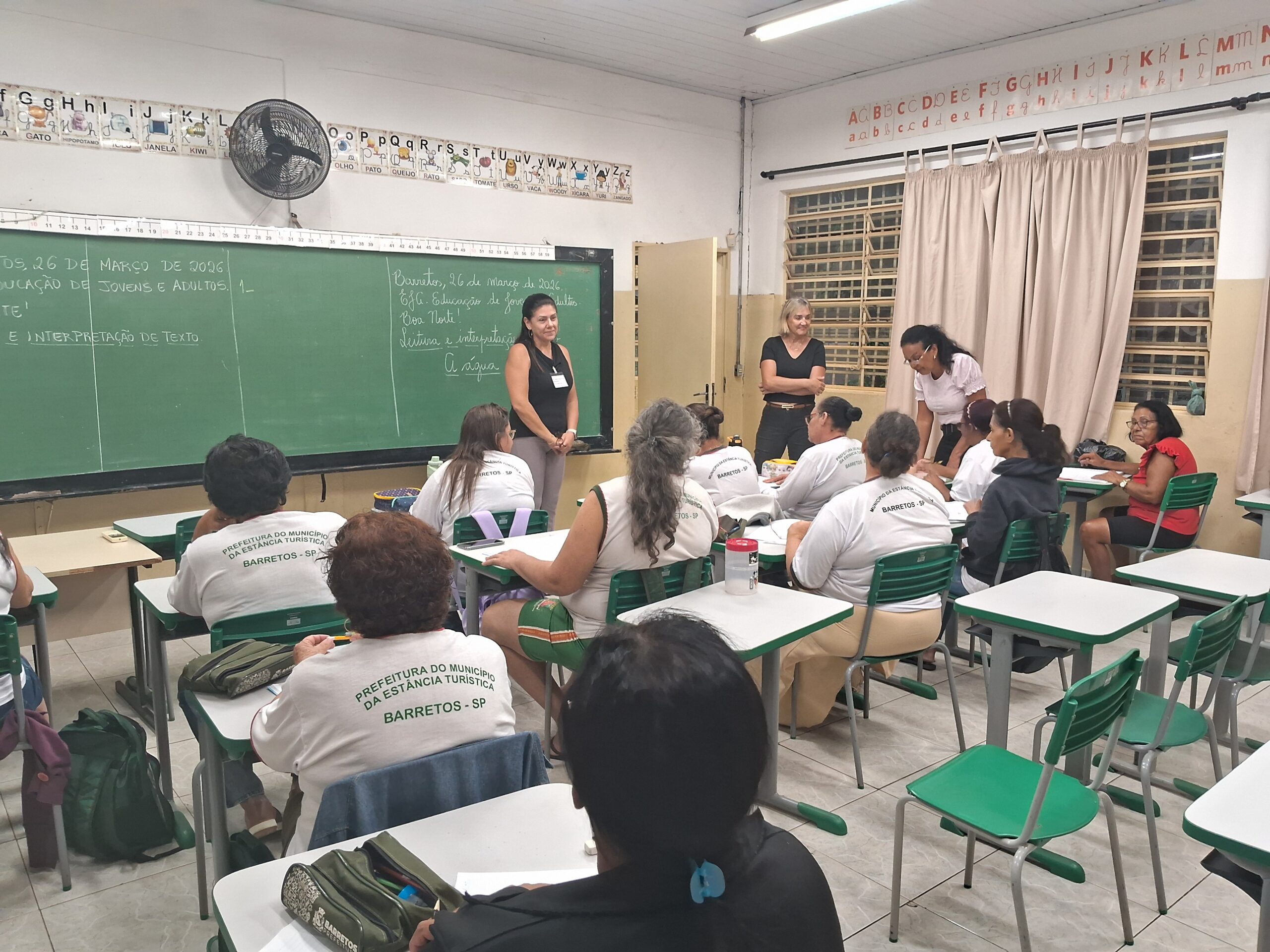 Educação de Jovens e Adultos (EJA) atende 500 alunos em Barretos