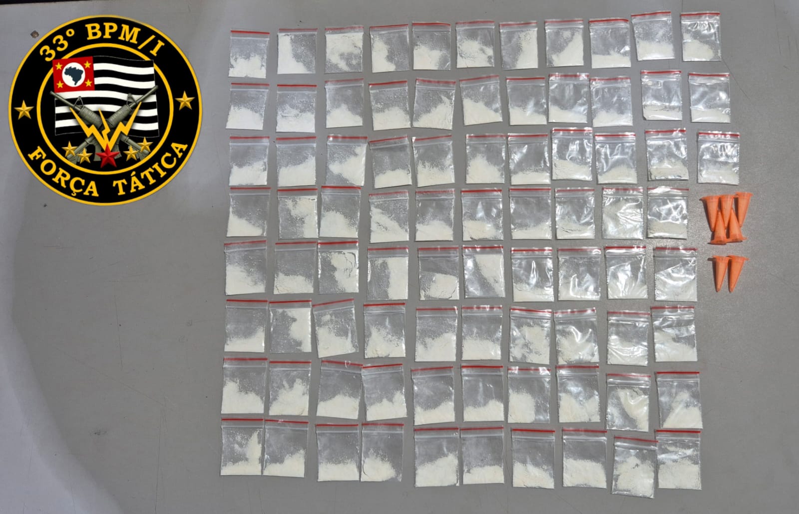 Adolescente é detido pela PM por venda de cocaína