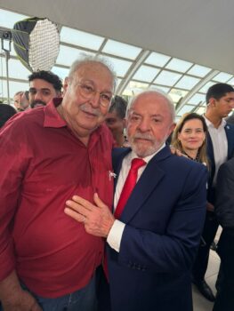 Mussa e o presidente Lula em São Carlos (Foto: Diego Rodrigues)