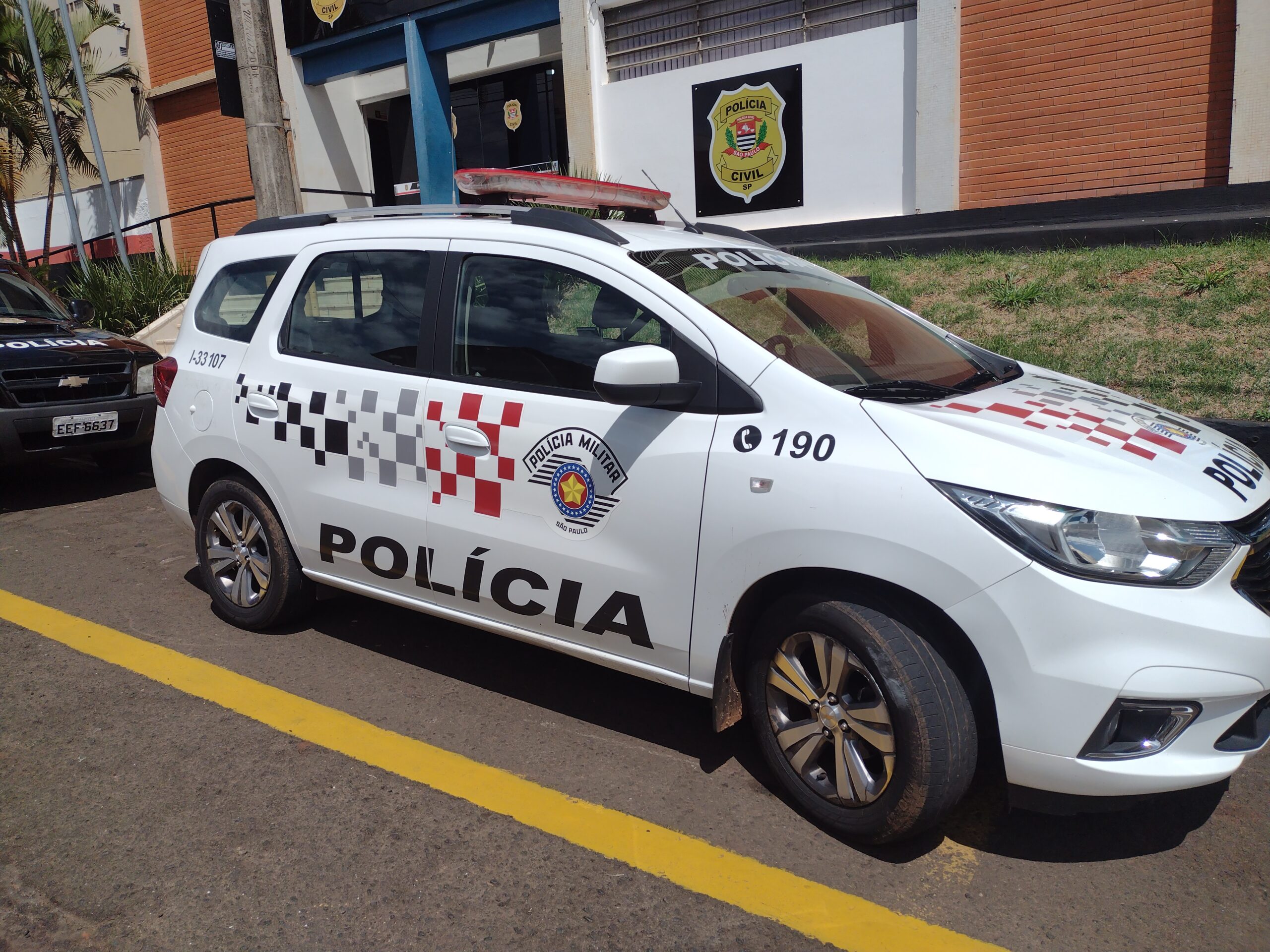 Polícia prende procurado pela Justiça