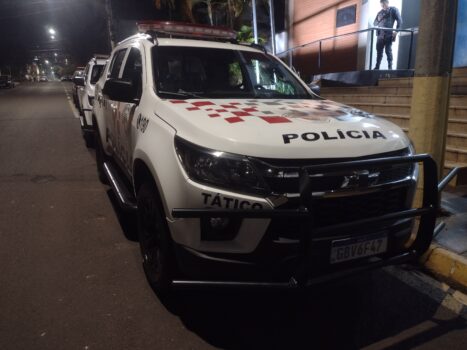 Homem é surpreendido com cocaína após fuga (Foto: O Diário de Barretos)