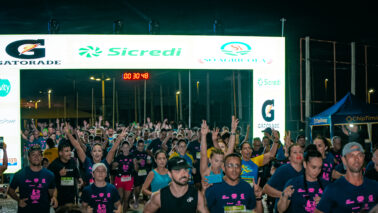 Competidores na 10ª edição da Parque Night Run realizada no sábado (Foto: Mathais Luiz)