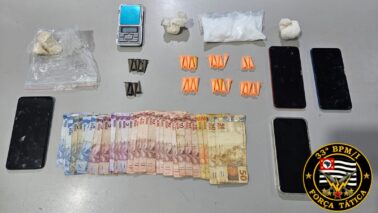 Polícia Militar detém três na prática de tráfico no Luís Spina (Foto: O Diário de Barretos)