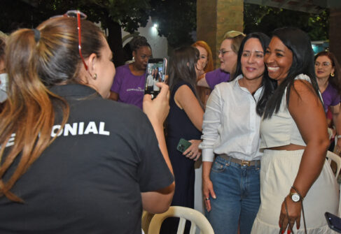 A presidente do Fundo Social do Estado, Cristiane Freitas, visitou  o programa “Caminho da Capacitação” em Barretos