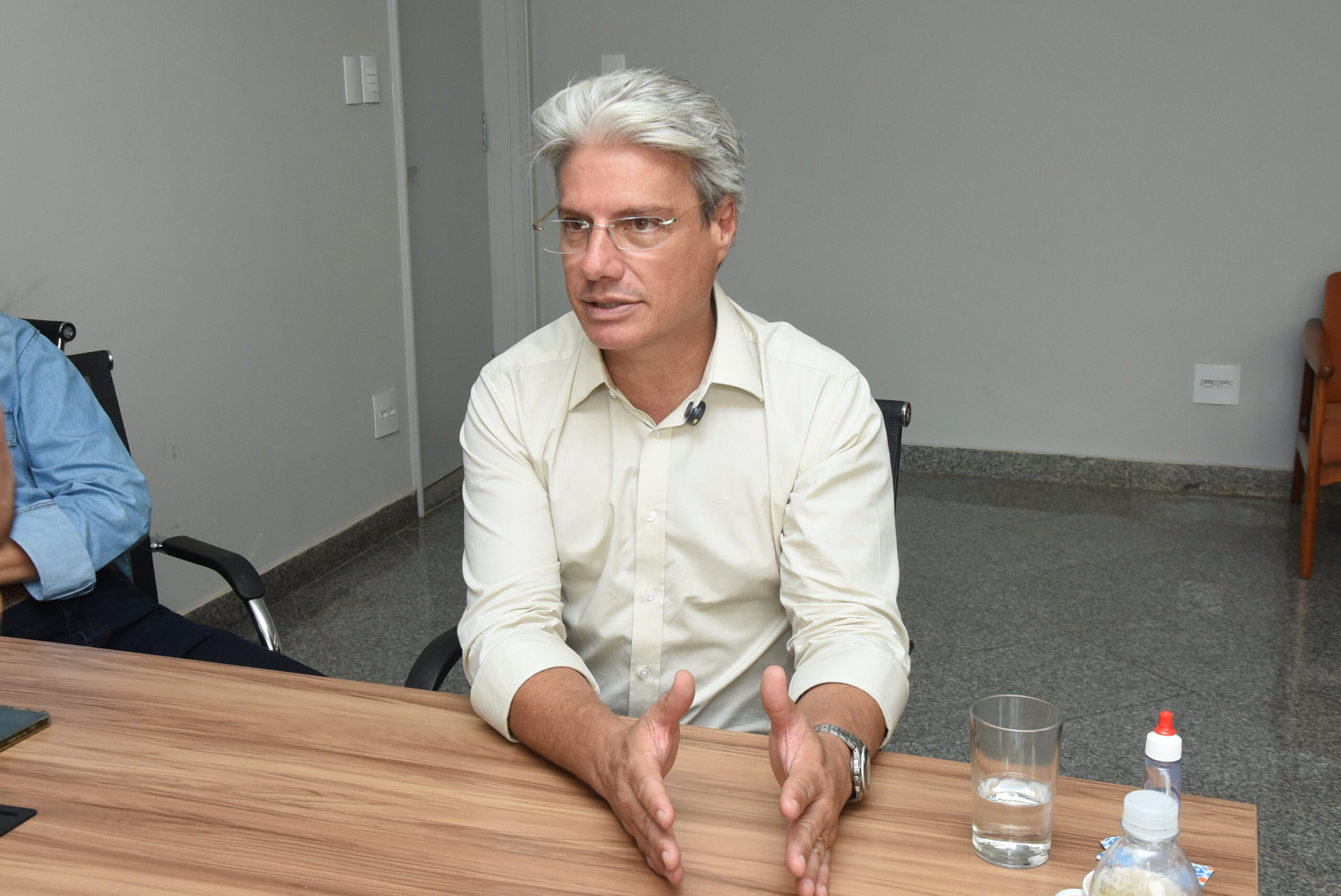 Empresário defende desenvolvimento regional e anuncia pré-candidatura