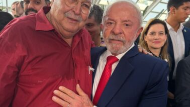 Mussa e o presidente Lula em São Carlos (Foto: Diego Rodrigues)