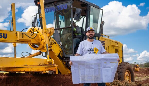 A cidade de Barretos deu início, no dia 27 de fevereiro, à construção do novo campo de futebol do bairro Vida Nova, que receberá o nome de Walter Fortunato da Silva.