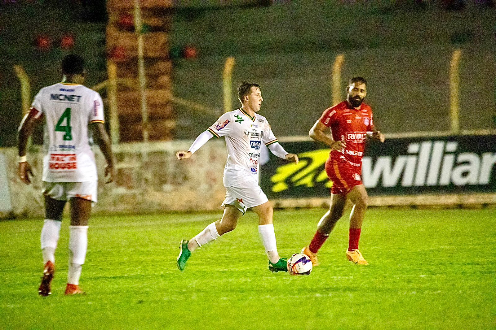 BEC perde duas posições após derrota em clássico no Fortaleza