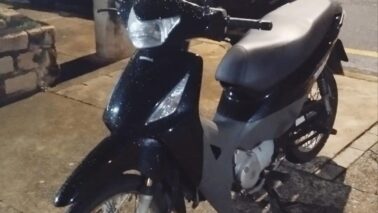 Moto furtada é recuperada pela GCM em Bebedouro (Foto: O Diário de Barretos)