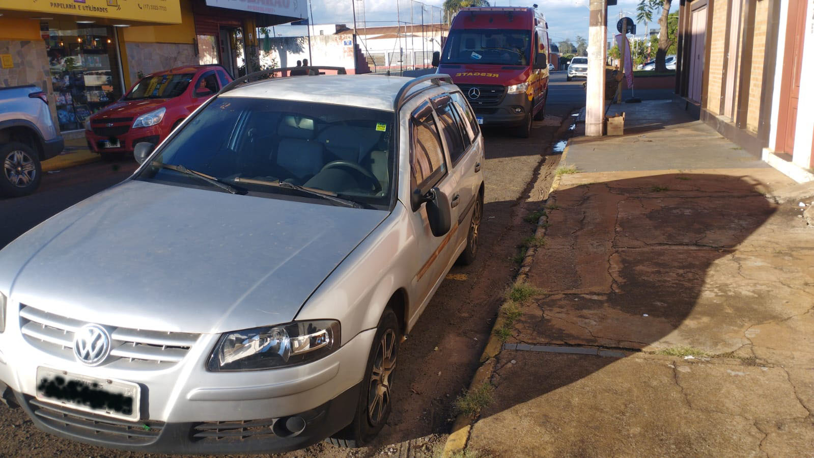 Ciclista fica ferido em acidente de trânsito