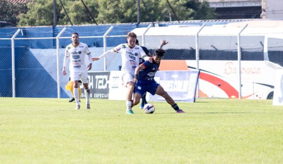 O Barretos Esporte Clube voltou aos treinos na tarde de ontem (23), no Estádio Fortaleza, já se preparando para enfrentar o Clube Atlético Penapolense fora de casa.