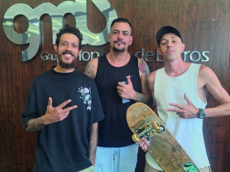 Esportistas divulgam espaço para aulas de skate e patins em Barretos