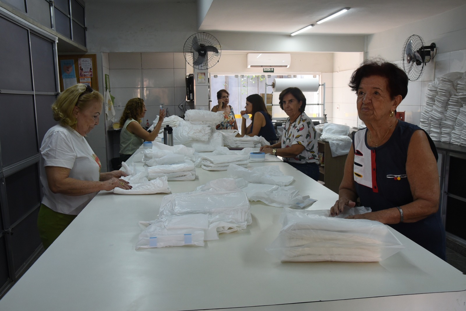 Produção de fraldas ganha novos voluntários