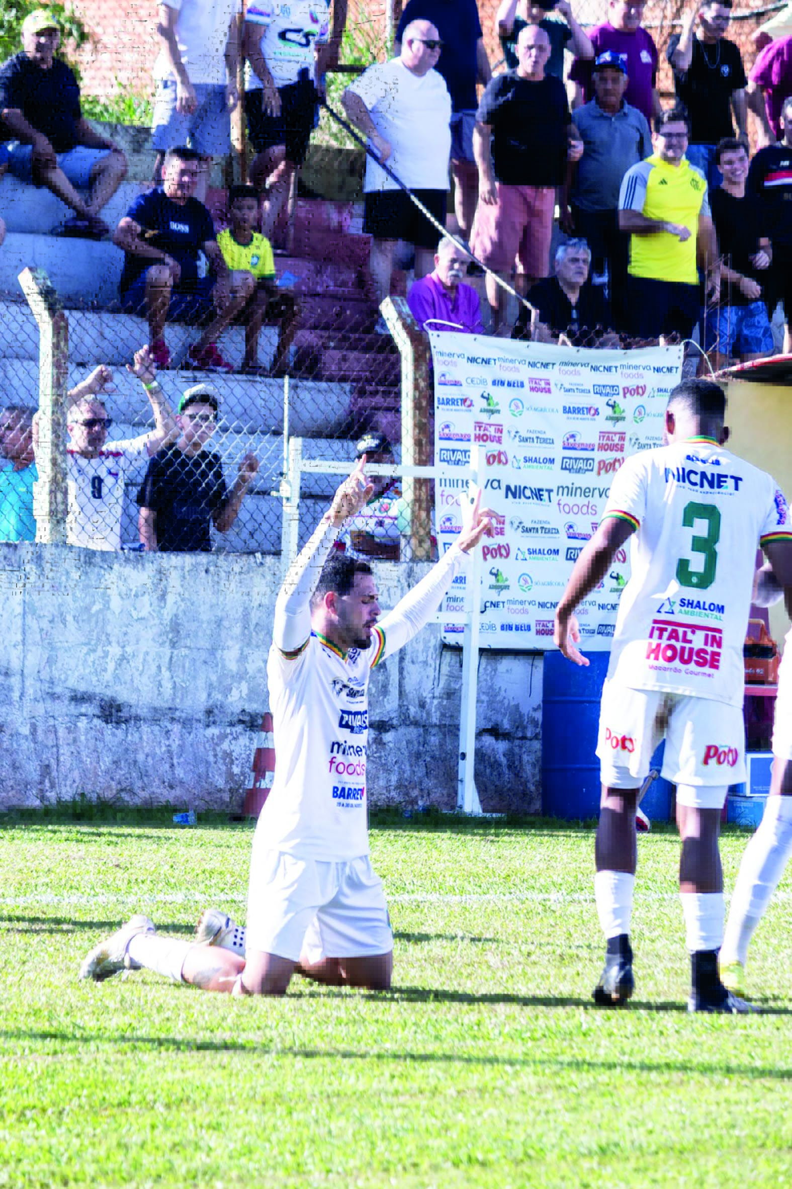 BEC garante classificação e decide colocação no G4