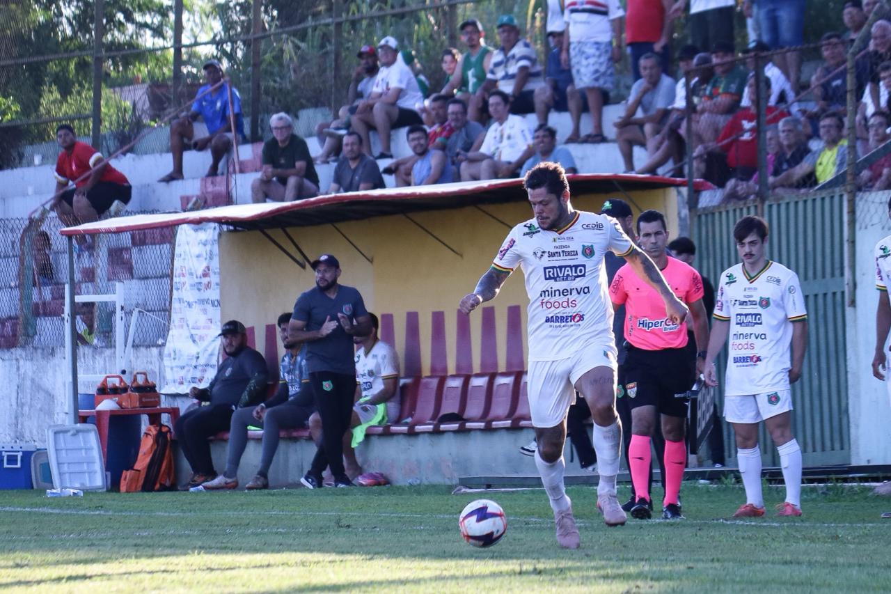 Cinco equipes já estão classificadas para as quartas de final da Série A4