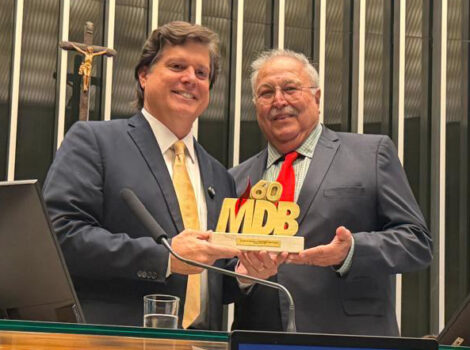Deputado federal Baleia Rossi e o barretense Mussa na sessão solene na Câmara dos Deputados (Foto: Diego Rodrigues)