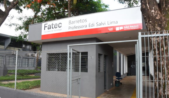 A Fatec Barretos terá duas opções de cursos no próximo processo seletivo: Gestão Hospitalar, com 23 vagas, e o novo curso de Análise e Desenvolvimento de Sistemas (ADS), que oferece 25 vagas.