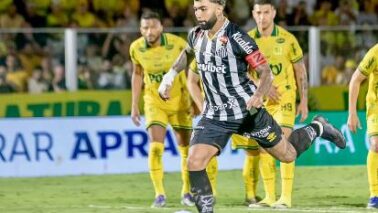 Em partida realizada em Mirassol, na abertura da 5ª rodada, o jogo entre Mirassol e Santos terminou empatado em 2 a 2.