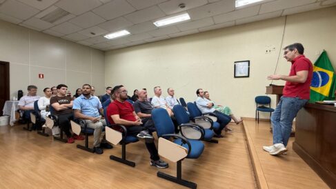 Decisão coletiva aponta abertura da avenida 21 e melhorias no calçadão da 19