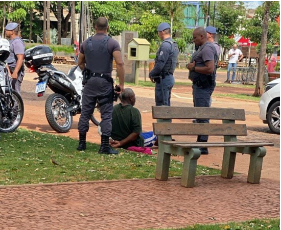 Justiça mantém prisão de “flanelinha” acusado de tentar extorquir e ameaçar policial