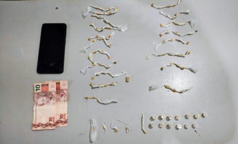 Polícia Militar encontra suspeito e apreende drogas em Colina (Foto: O Diário de Barretos)