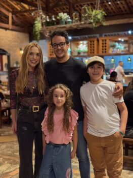 Thaísa Moreto completa mais um ano de vida