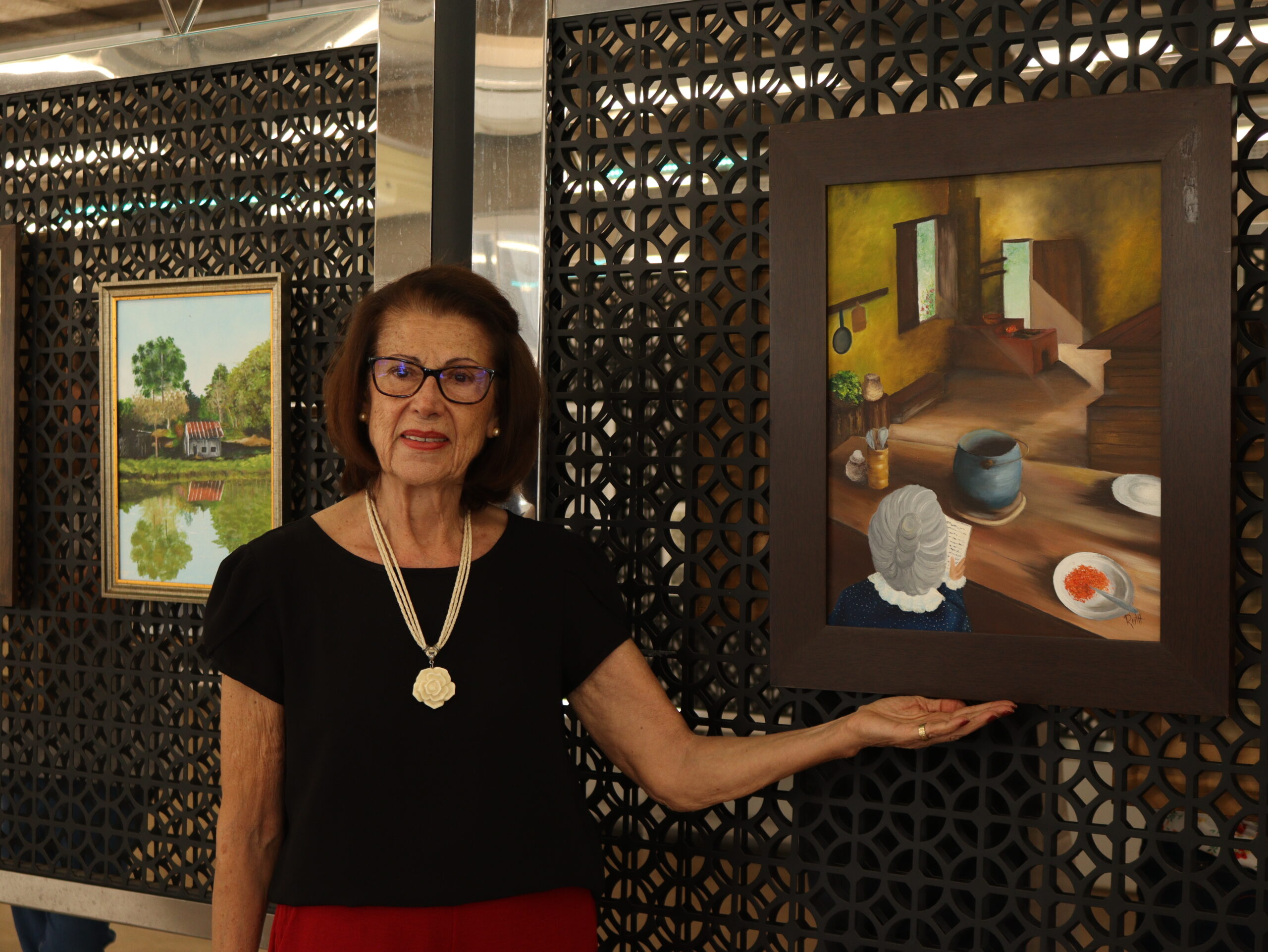 Exposição de arte destaca trabalhos de RuteMeneghelo