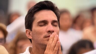 Momento de Fé e devoção