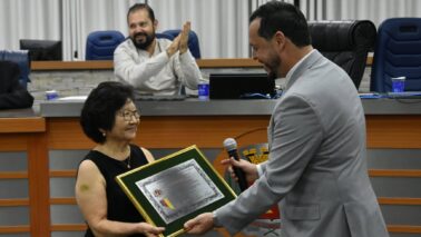 Cidadã Araci Date Fugita Recebeu diploma de Cidadã Benemérita