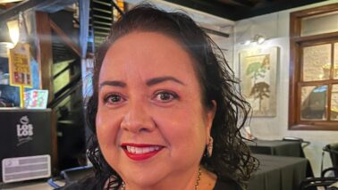 Lucimar Aparecida de Freitas completa mais um ano de vida