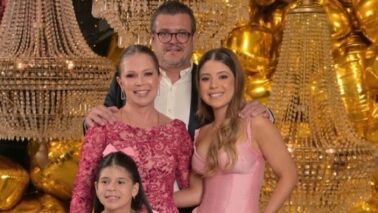 Nadja Telles Antunes Silva celebrou seus 5.0 em festança