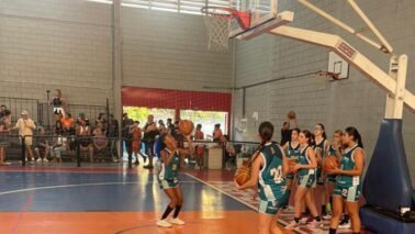 Basquete feminino estreia com vitória no Sub-13