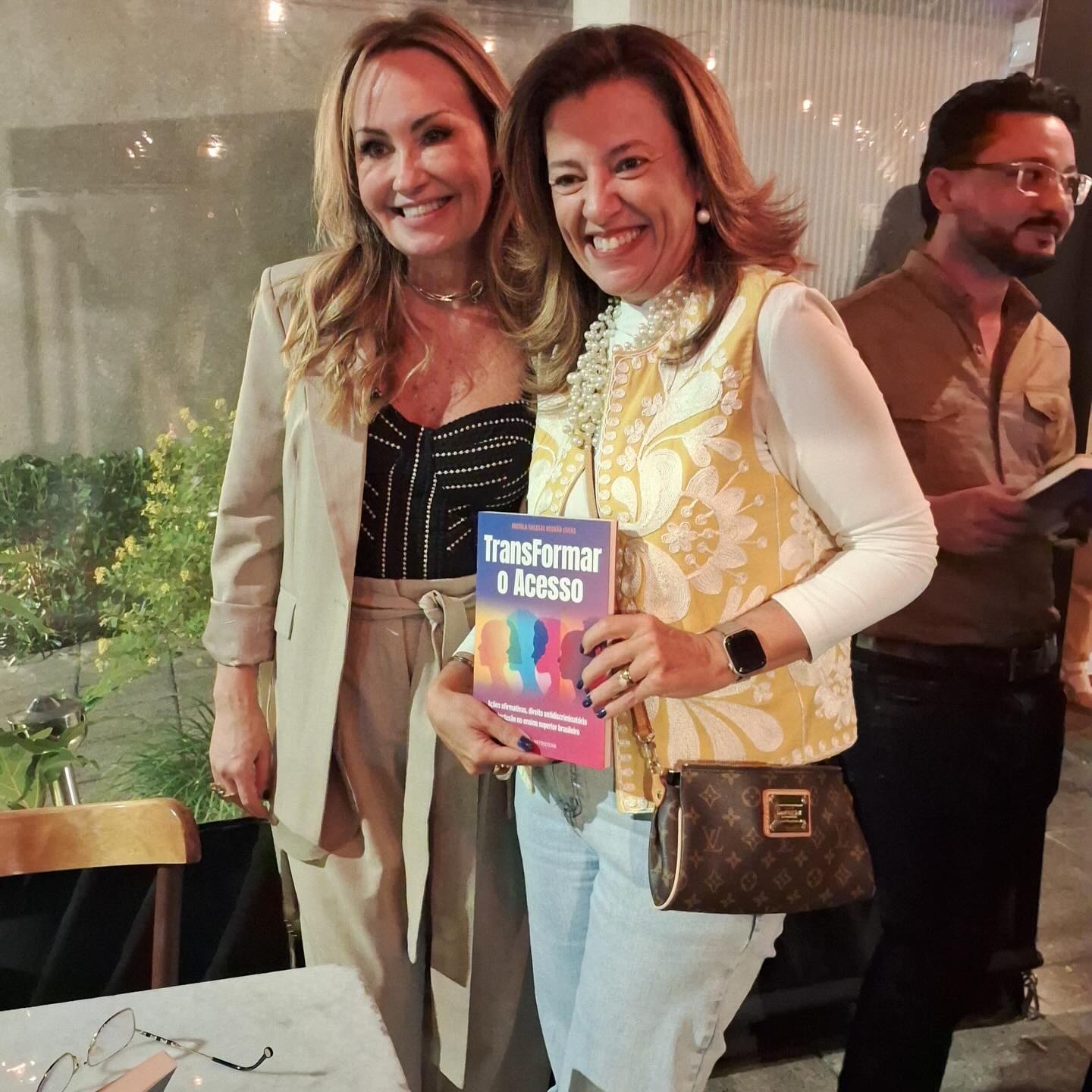 Lançamento do livro “Transformar o Acesso”