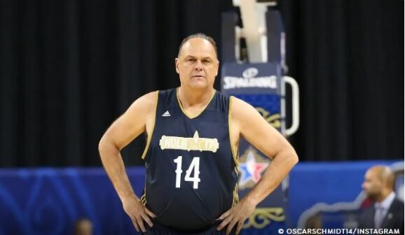 O basquete e o esporte brasileiro está de luto, morreu nesta sexta-feira (17), em São Paulo, o ex-jogador de basquete, Oscar Schmidt